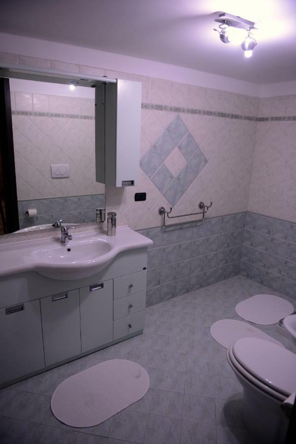 Bed & Breakfast "Mazzini" Leverano Exterior foto
